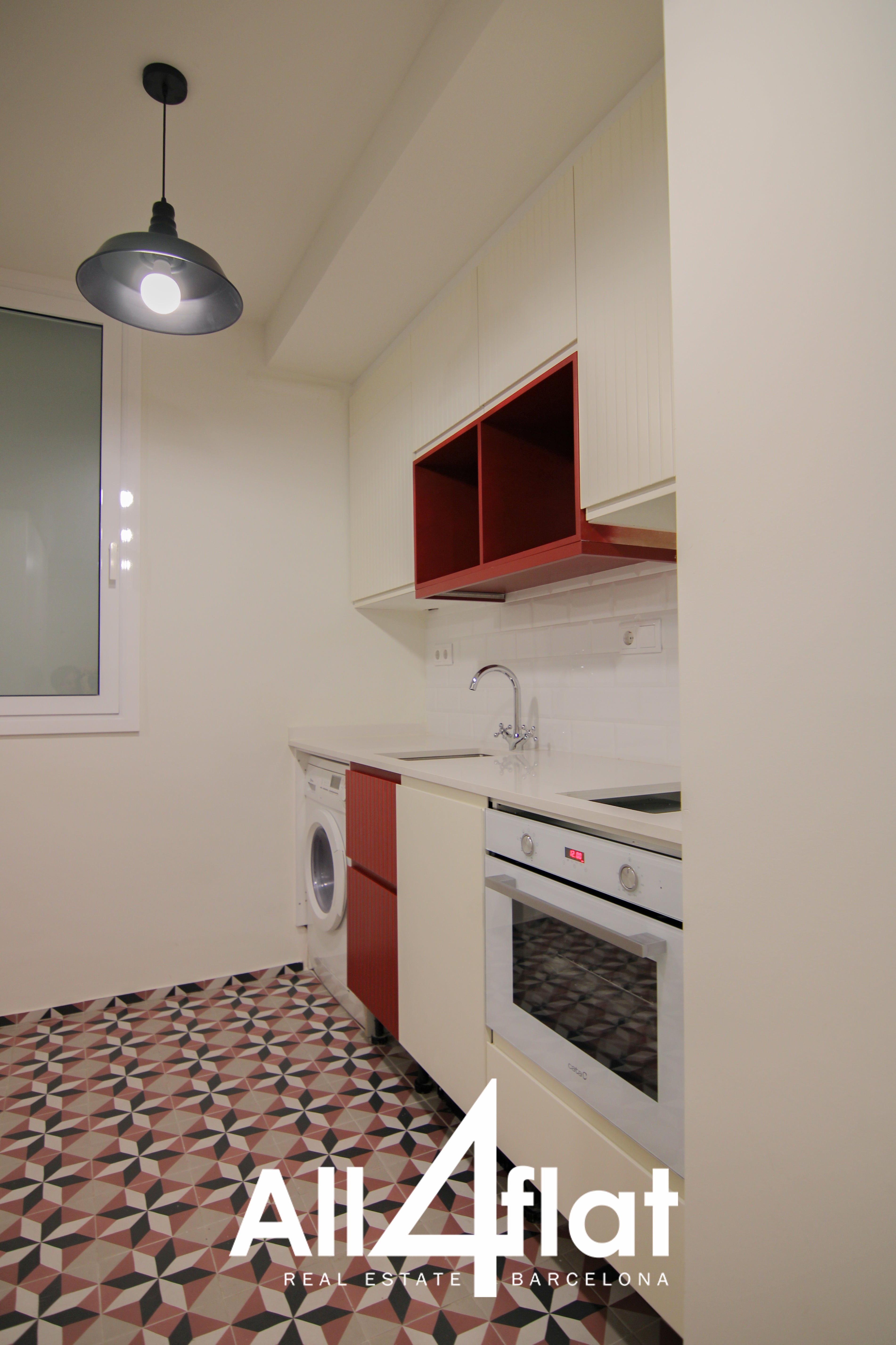 C/ Portal Nou - Ref: 002542C