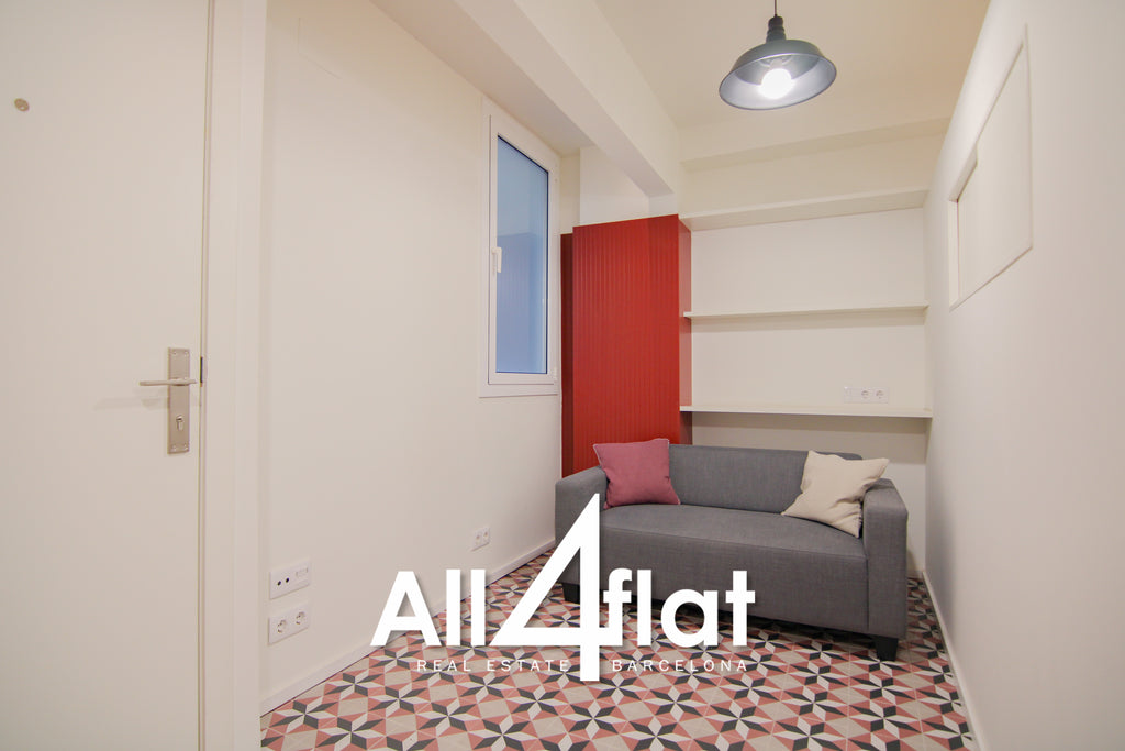 C/ Portal Nou - Ref: 002542C 