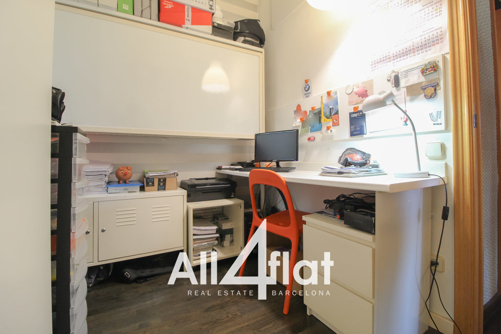 C/ Galileu - Ref: 001684B