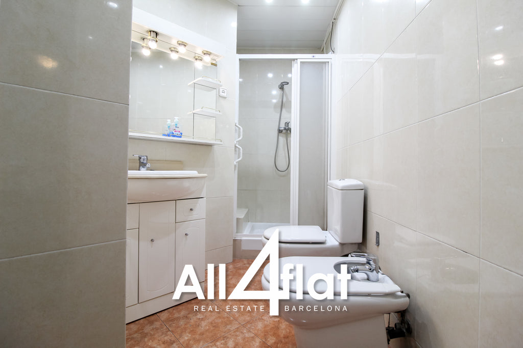 C/ Valencia - Ref: 000987L