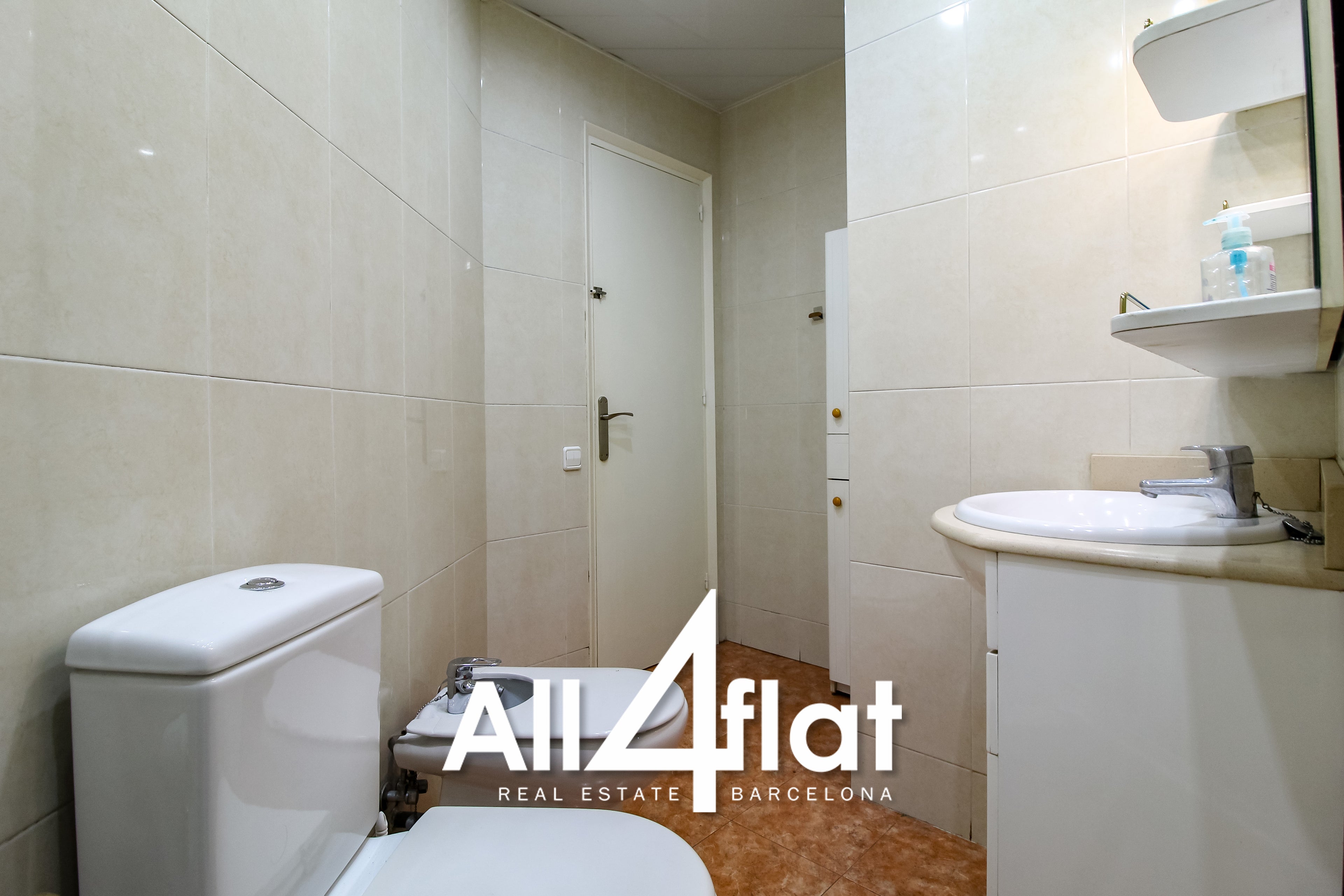 C/ Valencia - Ref: 000987L