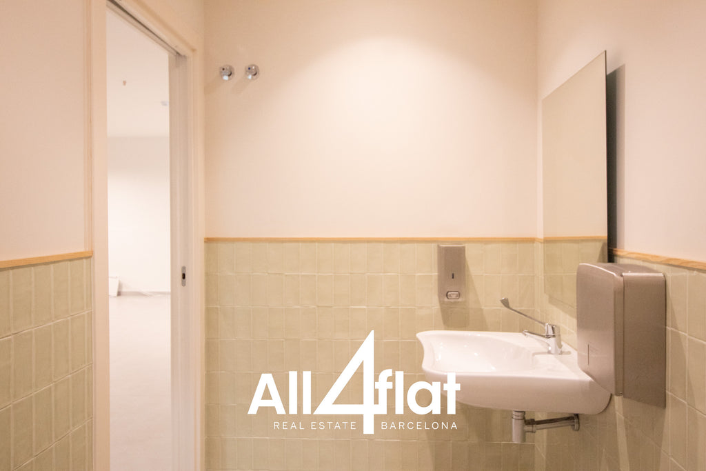 C/ Joan de Àustria - Ref: 003660
