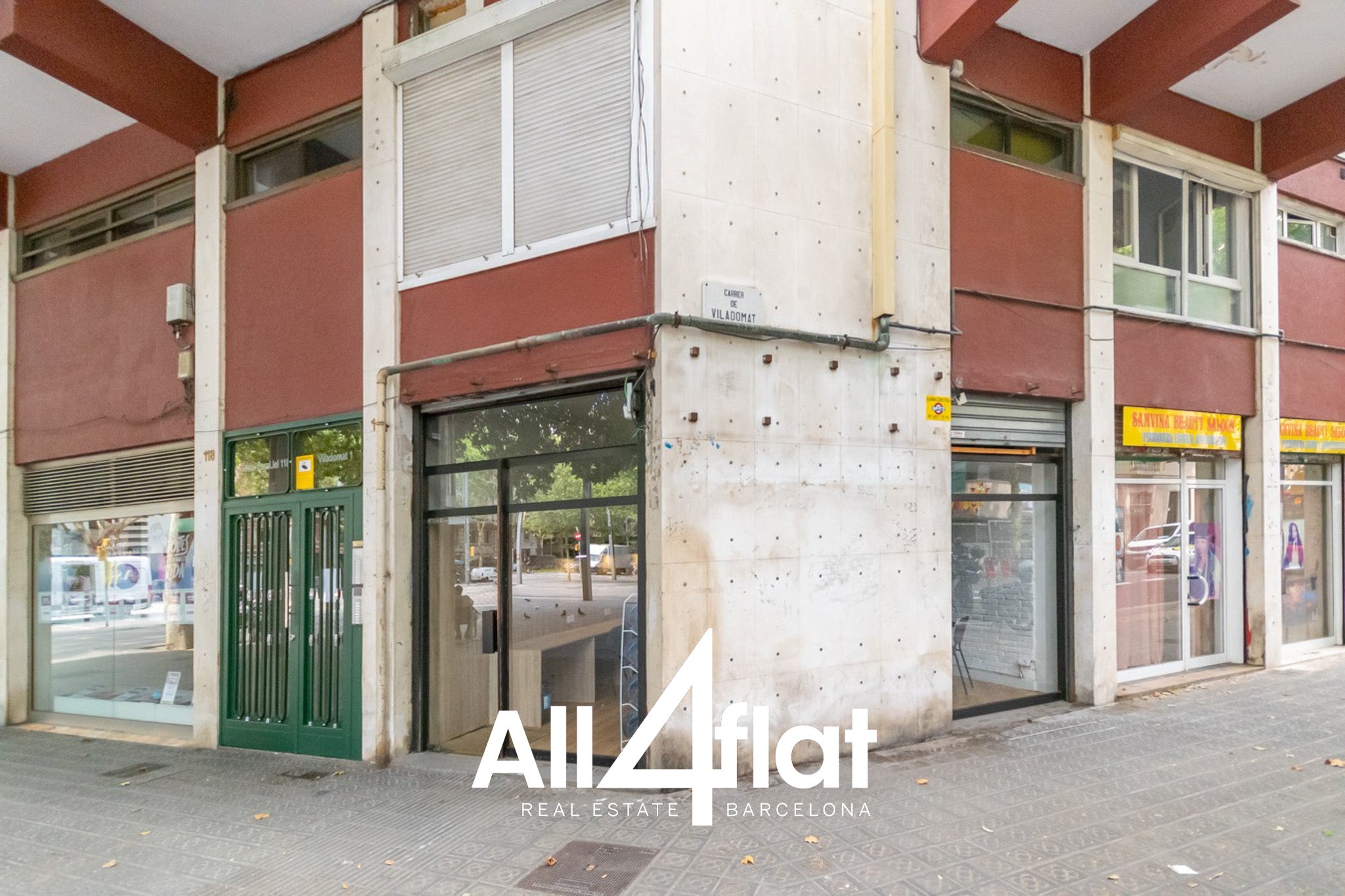 C/ Viladomat  - Ref: 001558F