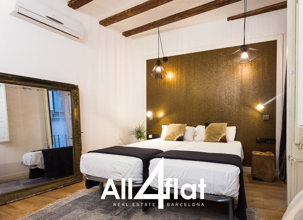 C/ Nou de la Rambla - Ref: 002482F