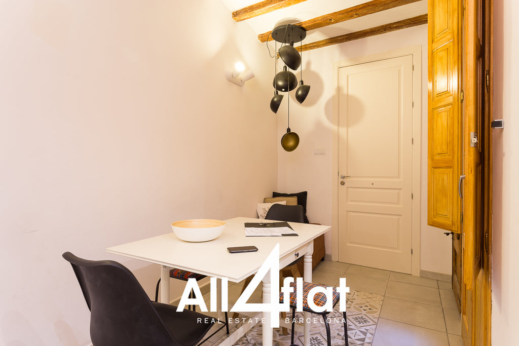 C/ Nou de la Rambla - Ref: 002482F