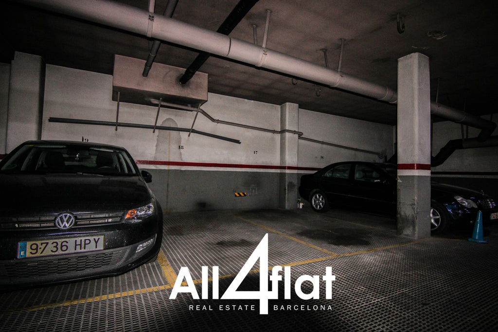 Muntaner Street - Ref: 002796