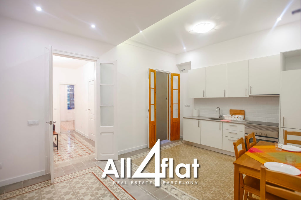 C/ Viladomat - Ref: 000765P