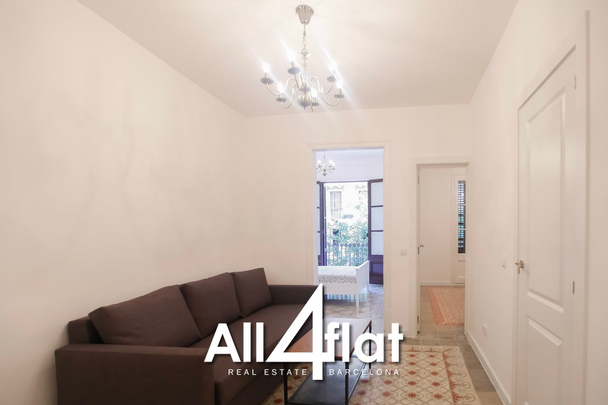 C/ Viladomat - Ref: 000765P