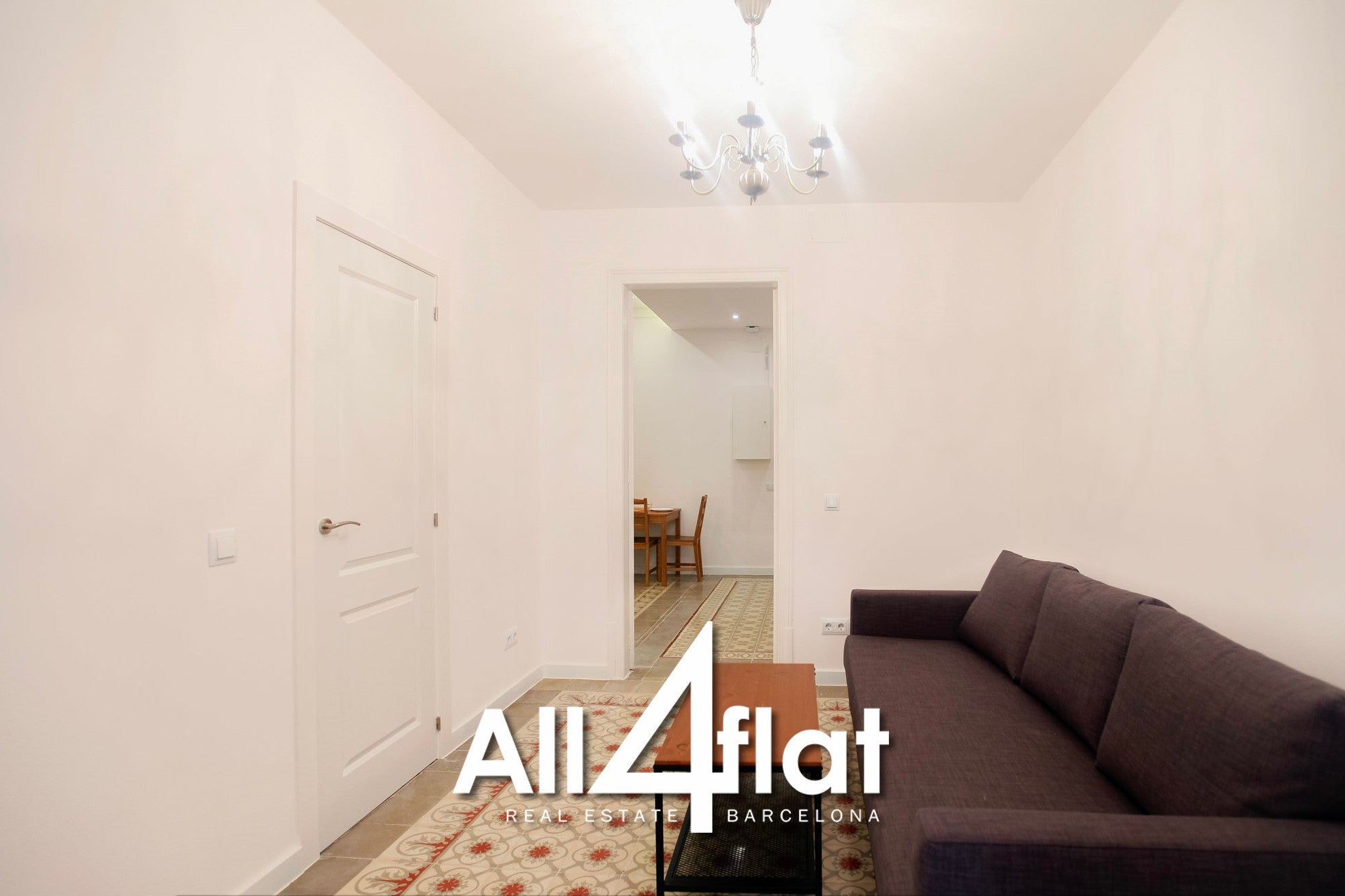 C/ Viladomat - Ref: 000765P