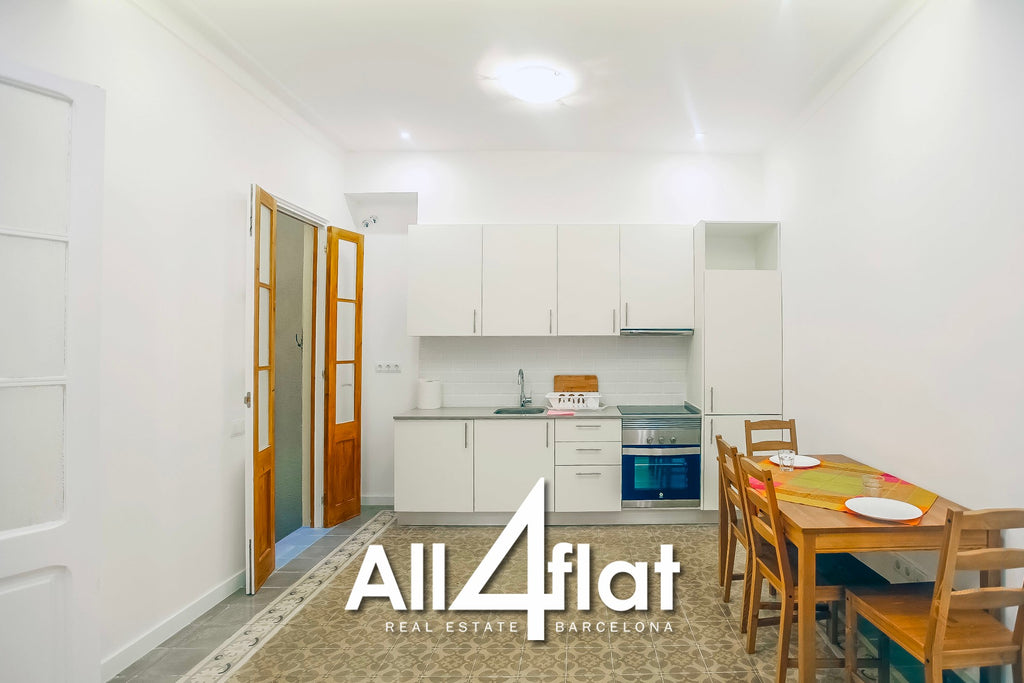 C/ Viladomat - Ref: 000765P