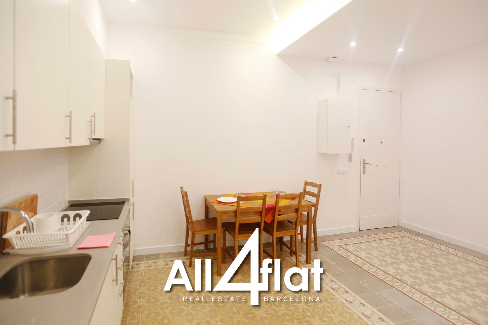 C/ Viladomat - Ref: 000765P