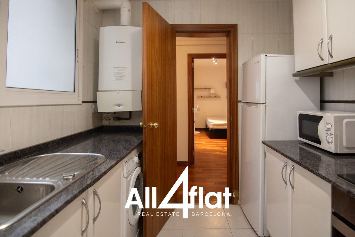C/ Gran de Gracia - Ref: 000233B 