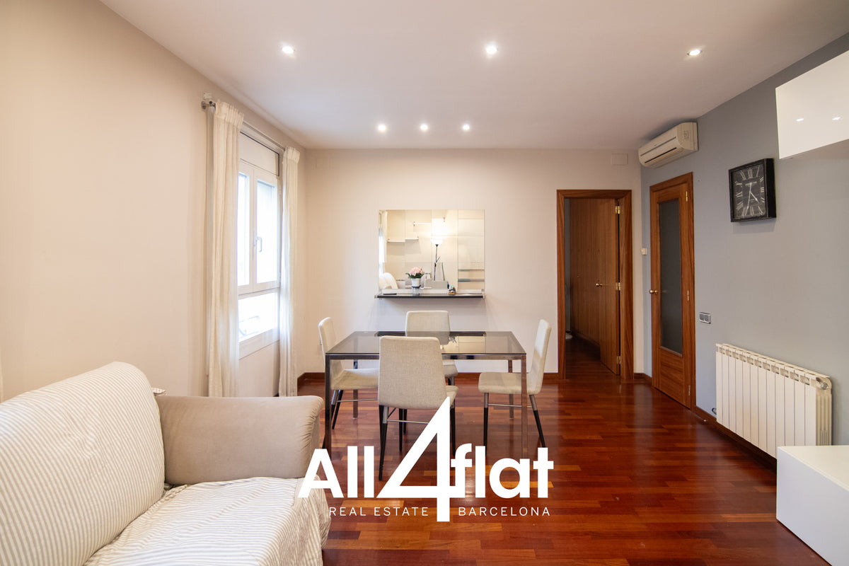 C/ Gran de Gracia - Ref: 000233B 