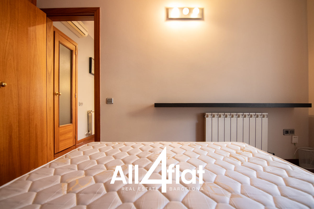 C/ Gran de Gracia - Ref: 000233B 