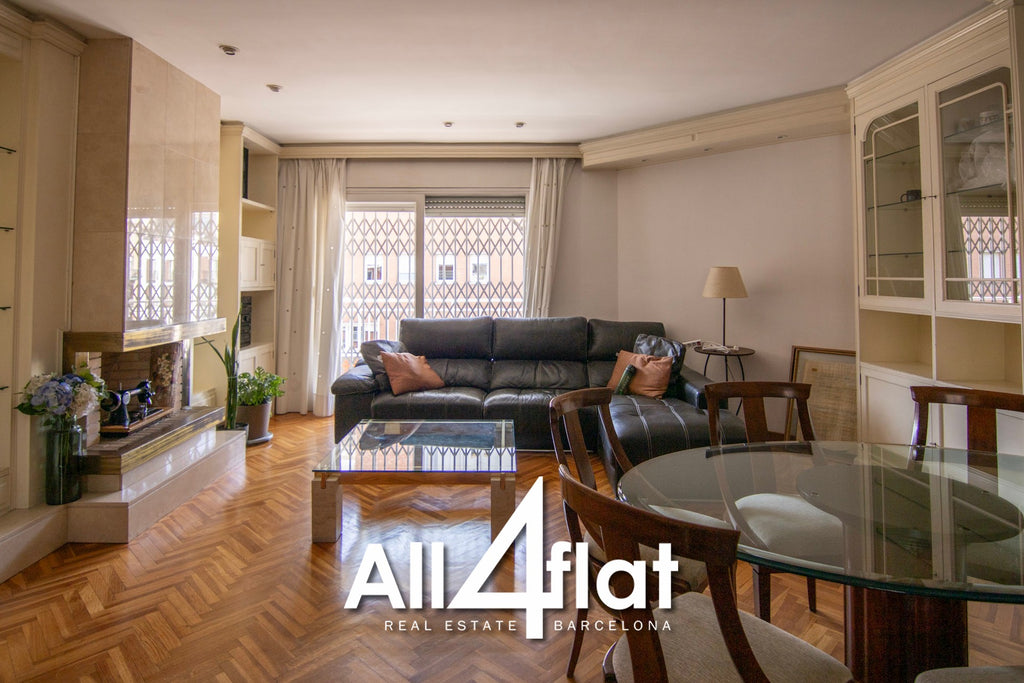 Sepulveda St. - Ref: 003645