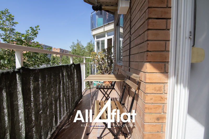 C/ Gran Vía Les Corts Catalanes - Ref: 002909