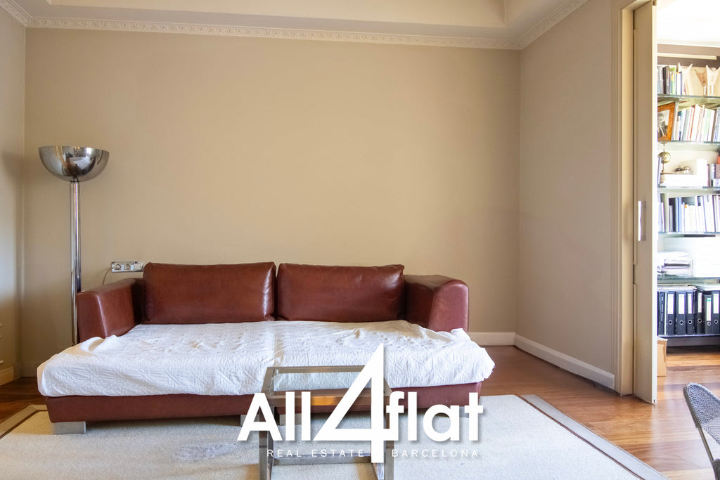 C/ Pau Claris - Ref: 003509A