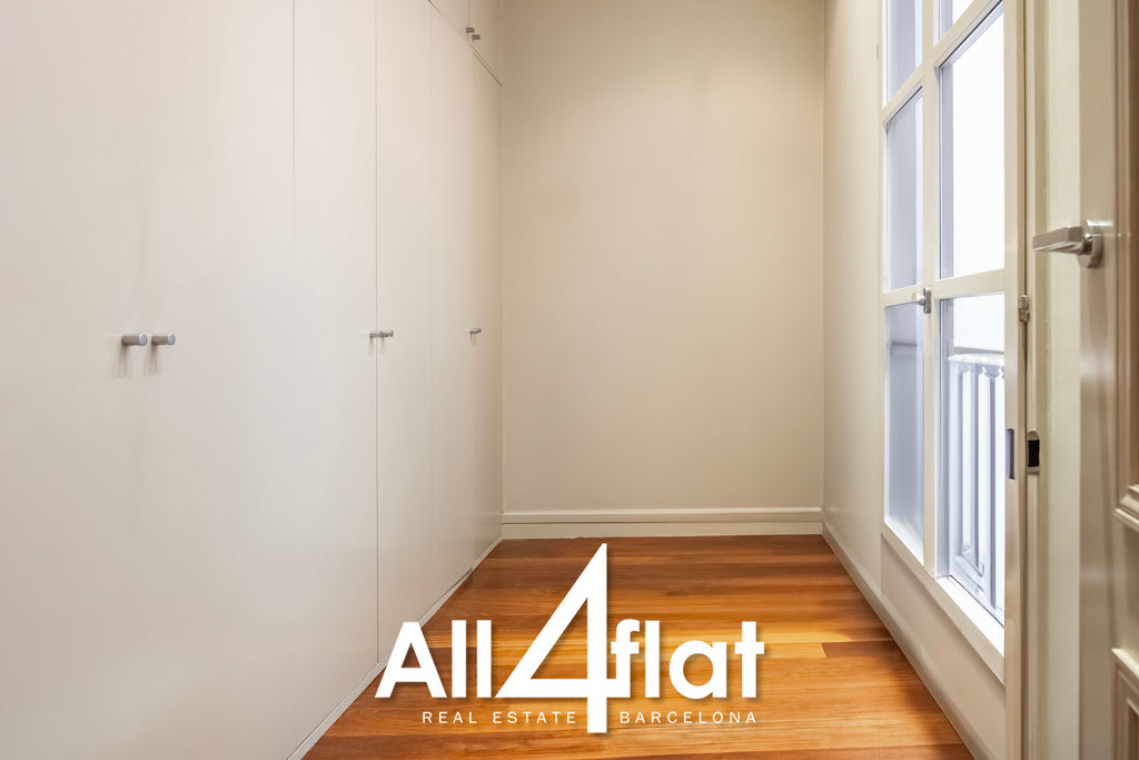 C/ Pau Claris - Ref: 003509A