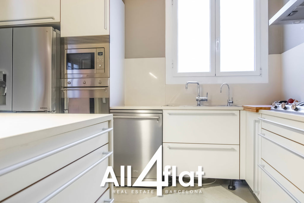 C/ Pau Claris - Ref: 003509A