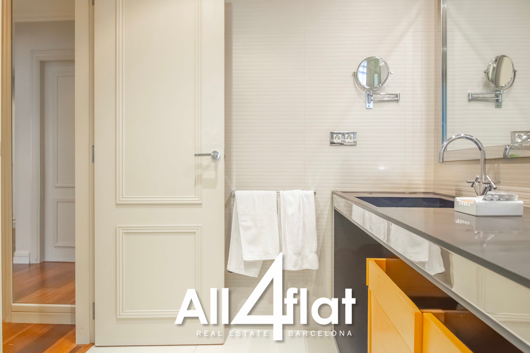 C/ Pau Claris - Ref: 003509A