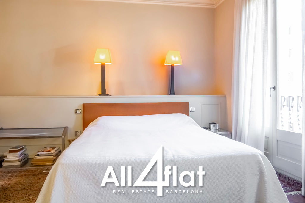C/ Pau Claris - Ref: 003509A
