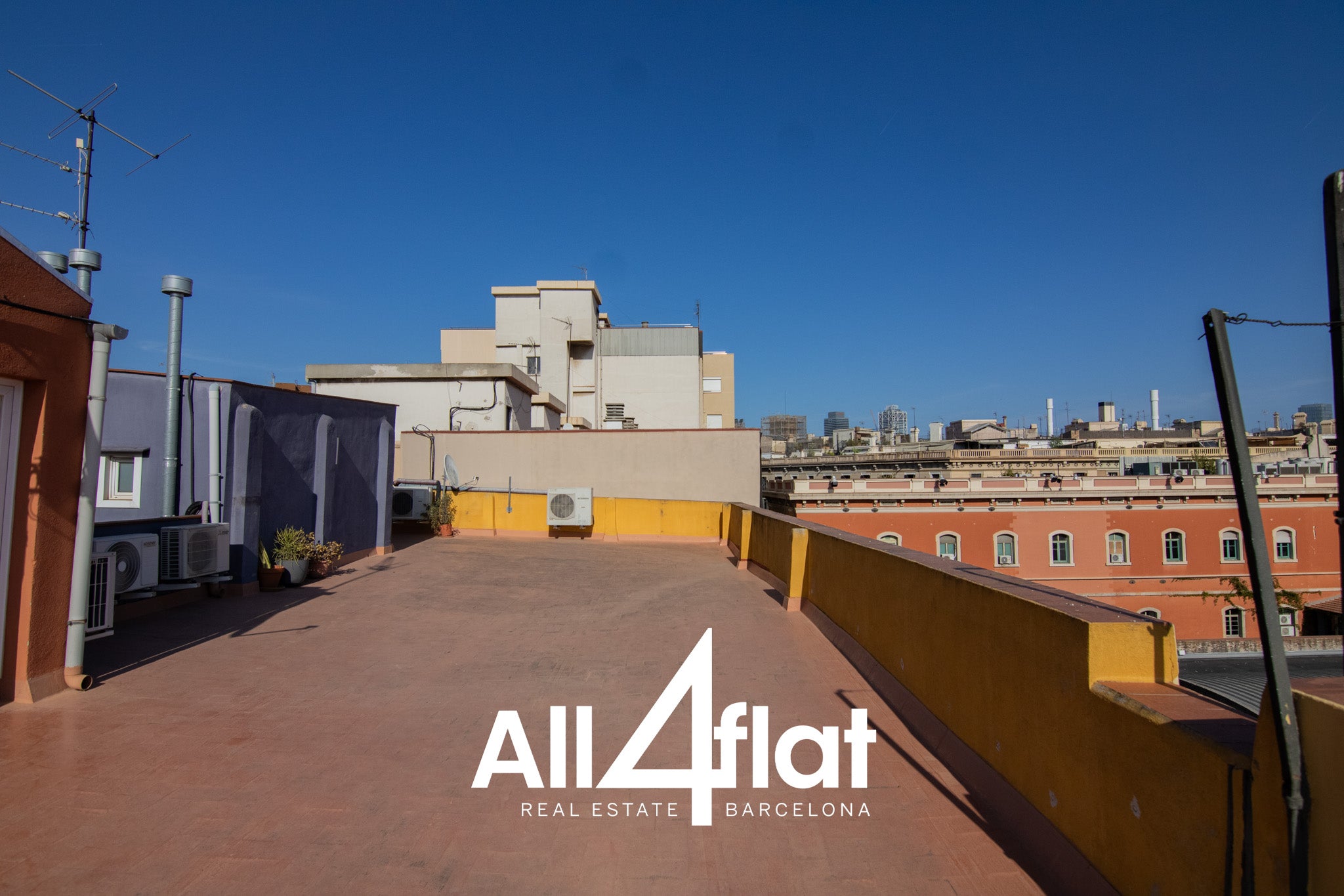 Agustí Vell St - Ref: 002547F