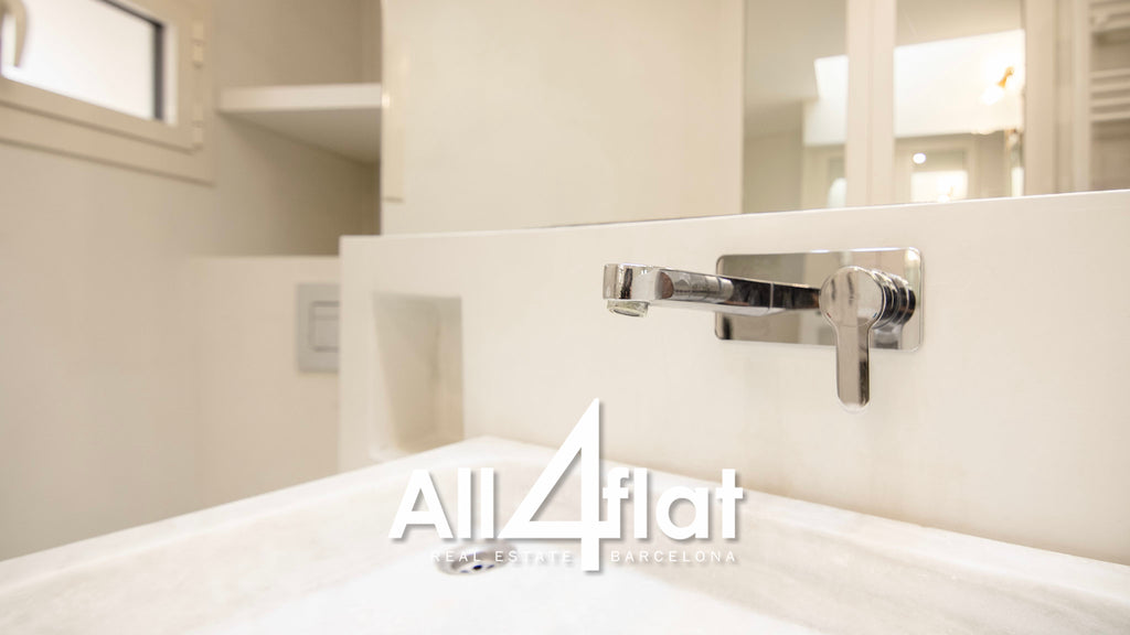 C/ Creu Coberta - Réf. : 003637 