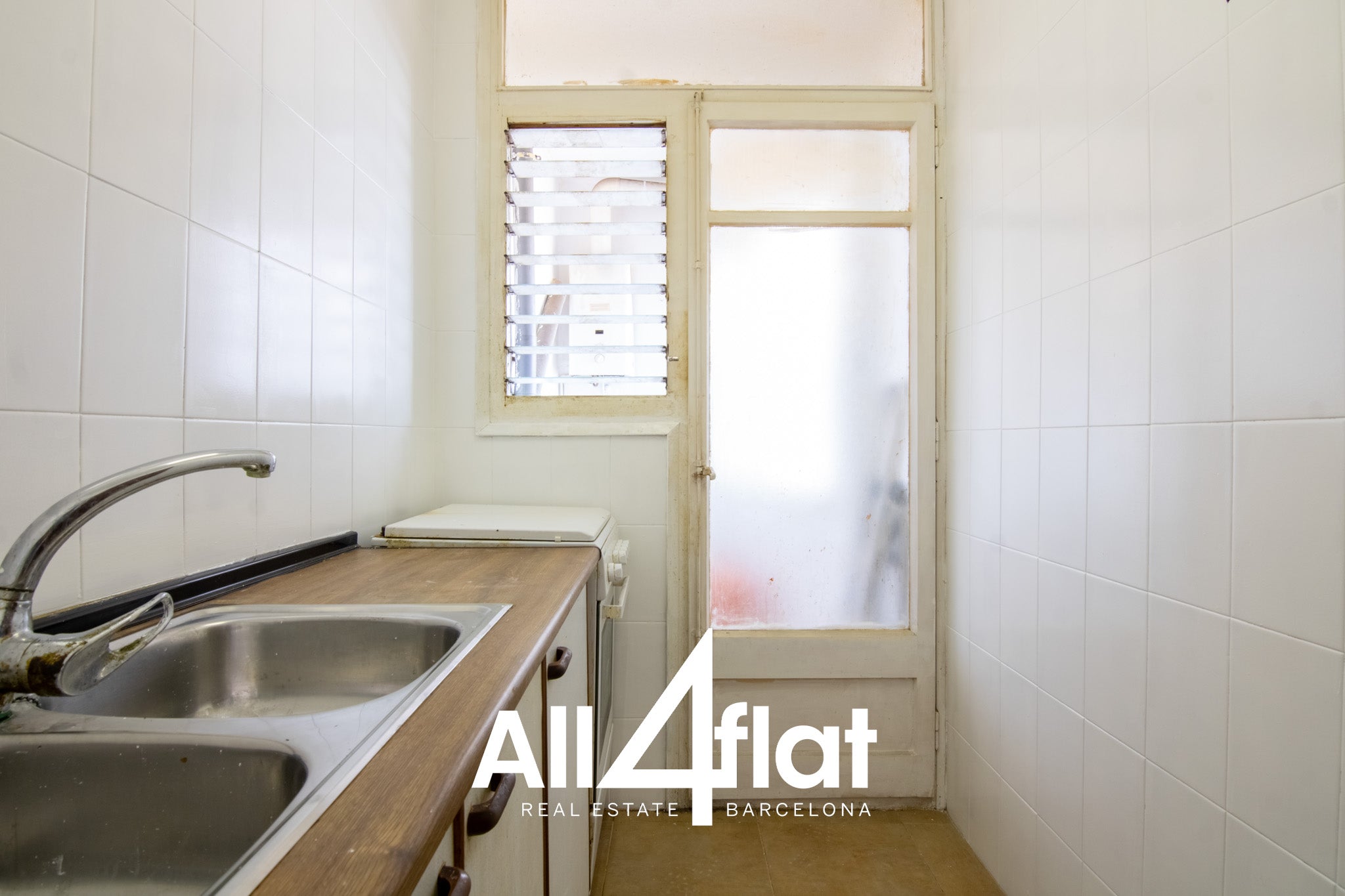 C/ Tres d'Abril - Ref: 003695