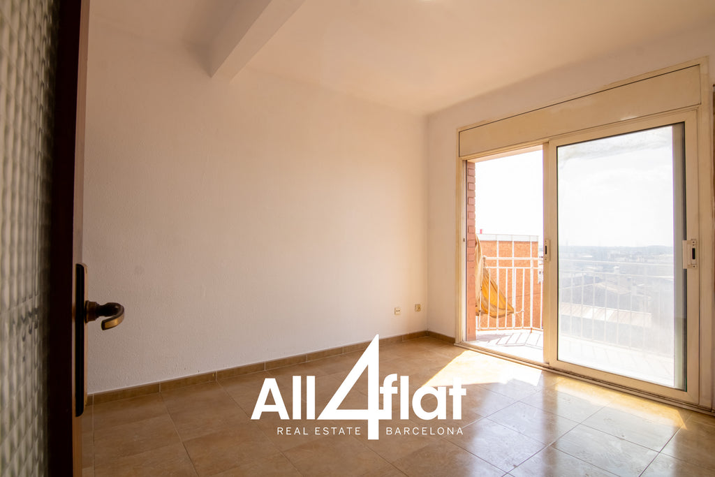 C/ Tres d'Abril - Ref: 003695