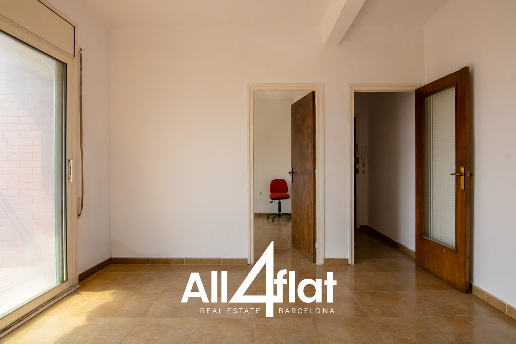 C/ Tres d'Abril - Ref: 003695