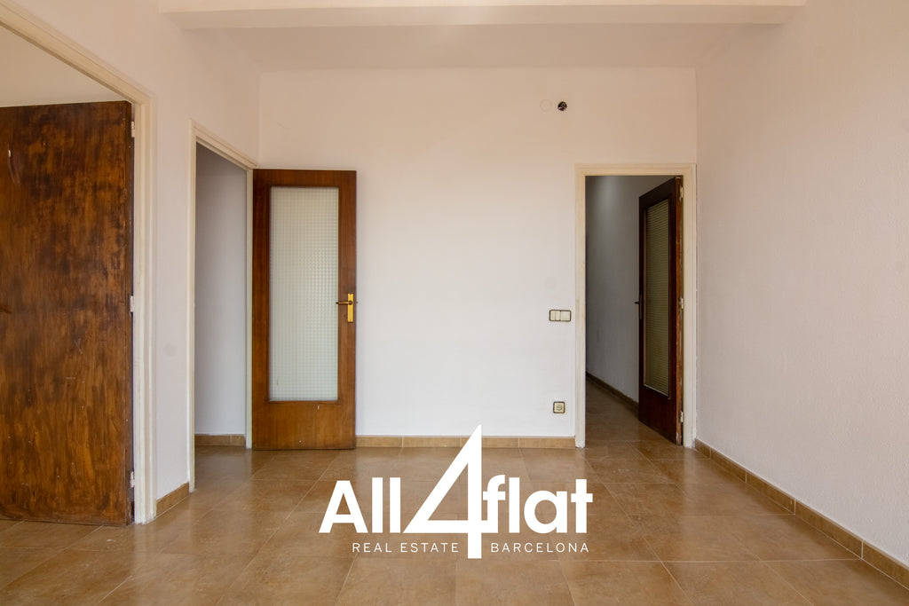 C/ Tres d'Abril - Ref: 003695