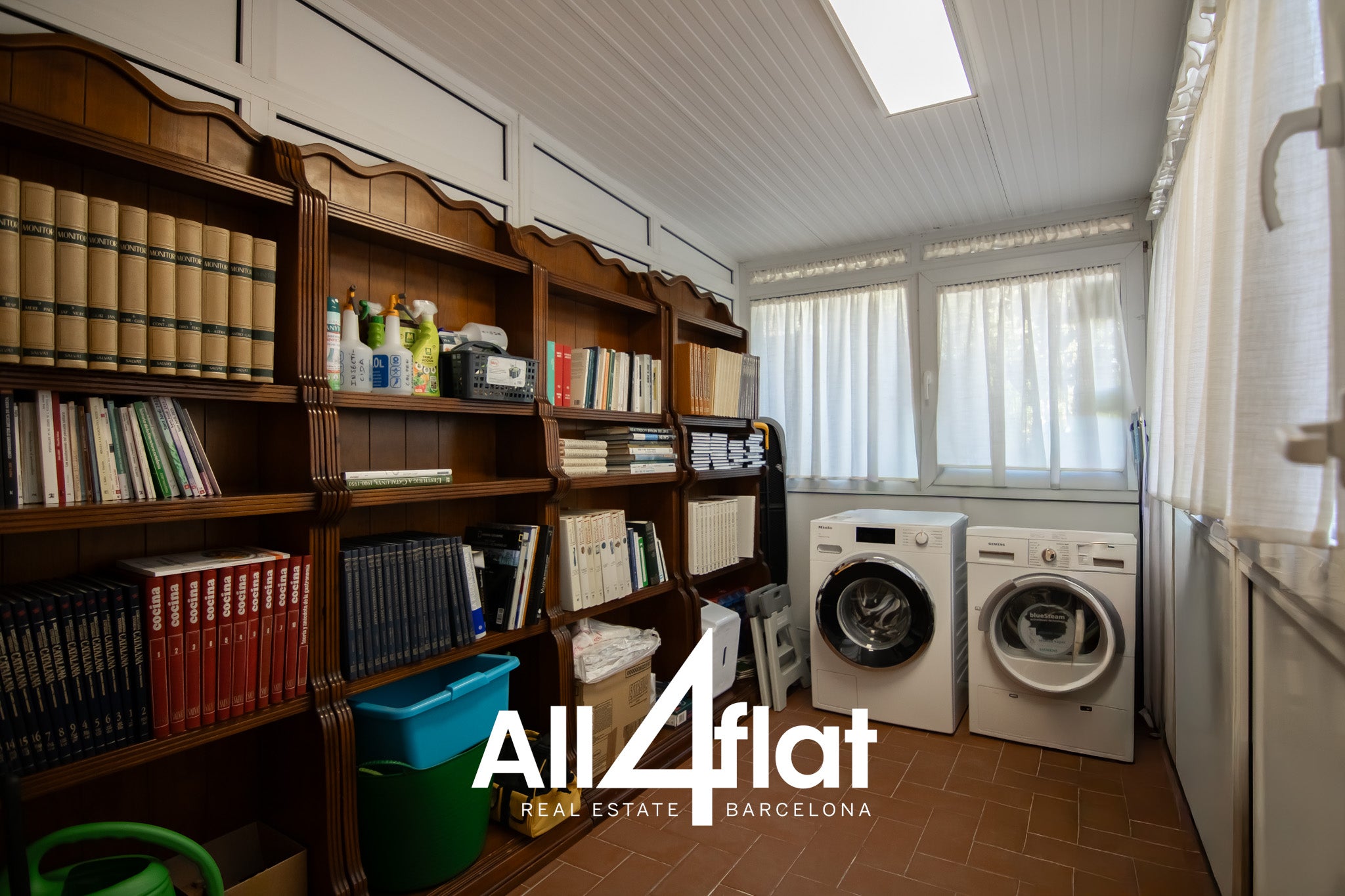 C/ Villarroel - Ref: 003704