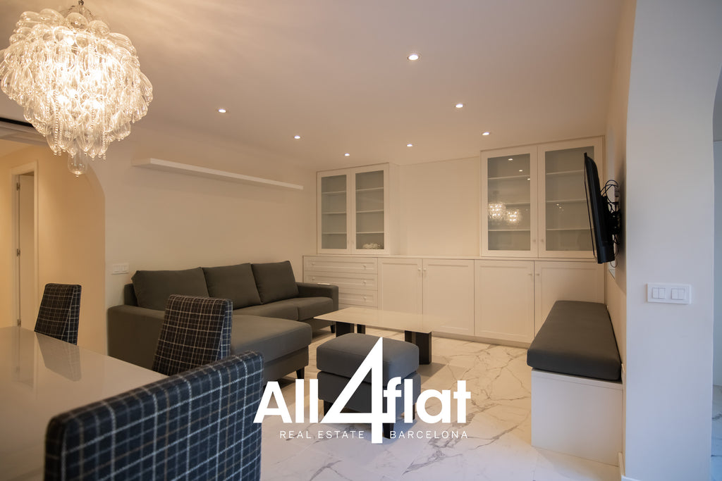C/ Villarroel - Ref: 003704