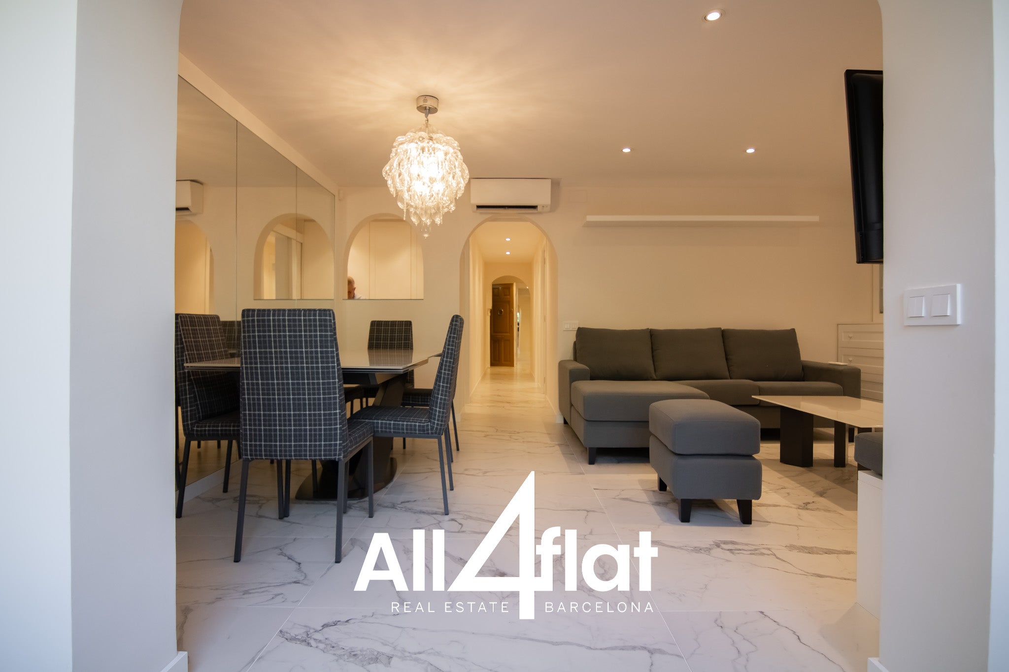 C/ Villarroel - Ref: 003704