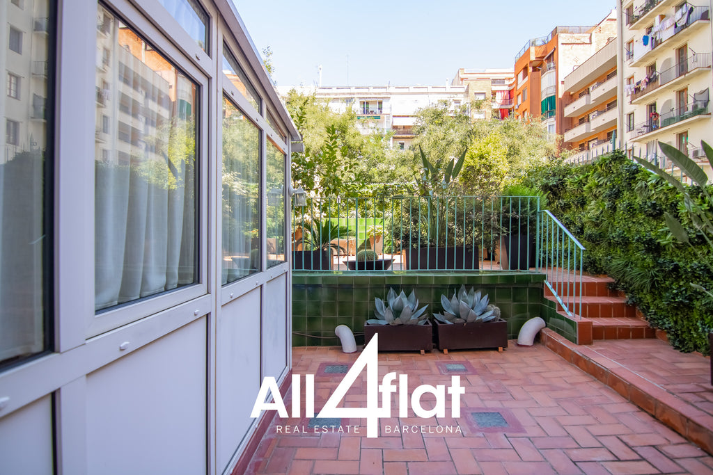 C/ Villarroel - Ref: 003704