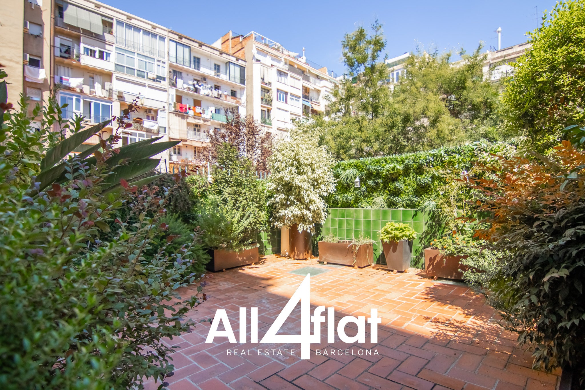 C/ Villarroel - Ref: 003704