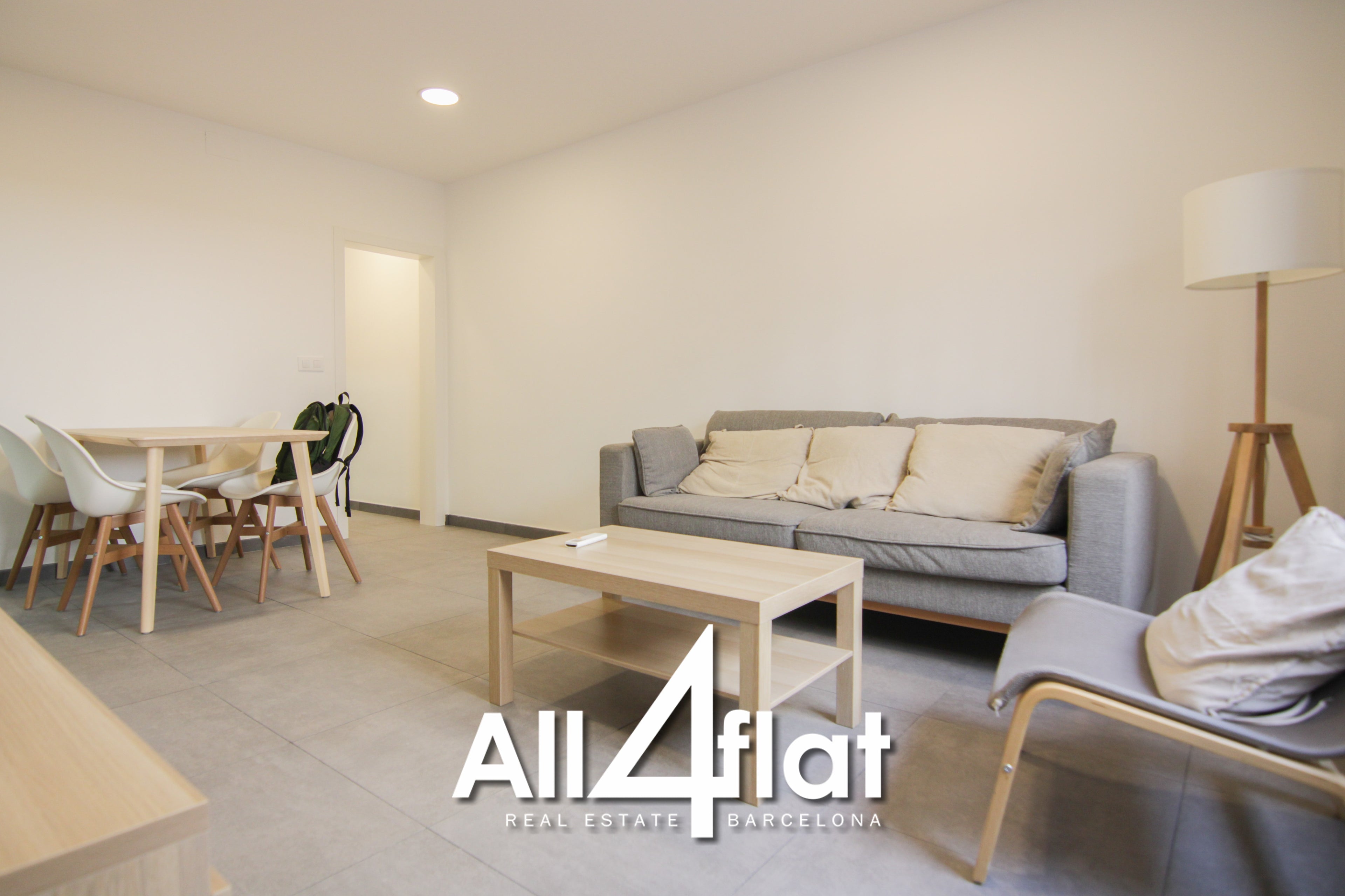 C/ de Bolívia - Ref: 002773B