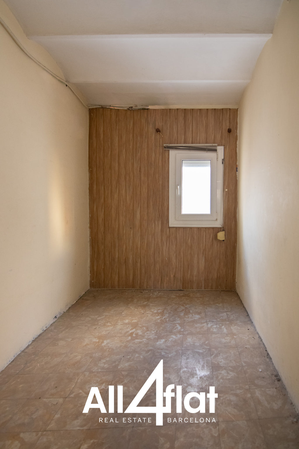 Rue Sant Antoni Abat - Réf : 003707