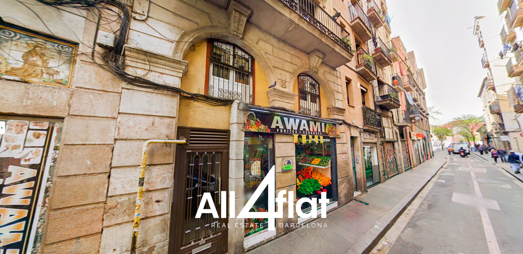 Rue Sant Antoni Abat - Réf : 003707
