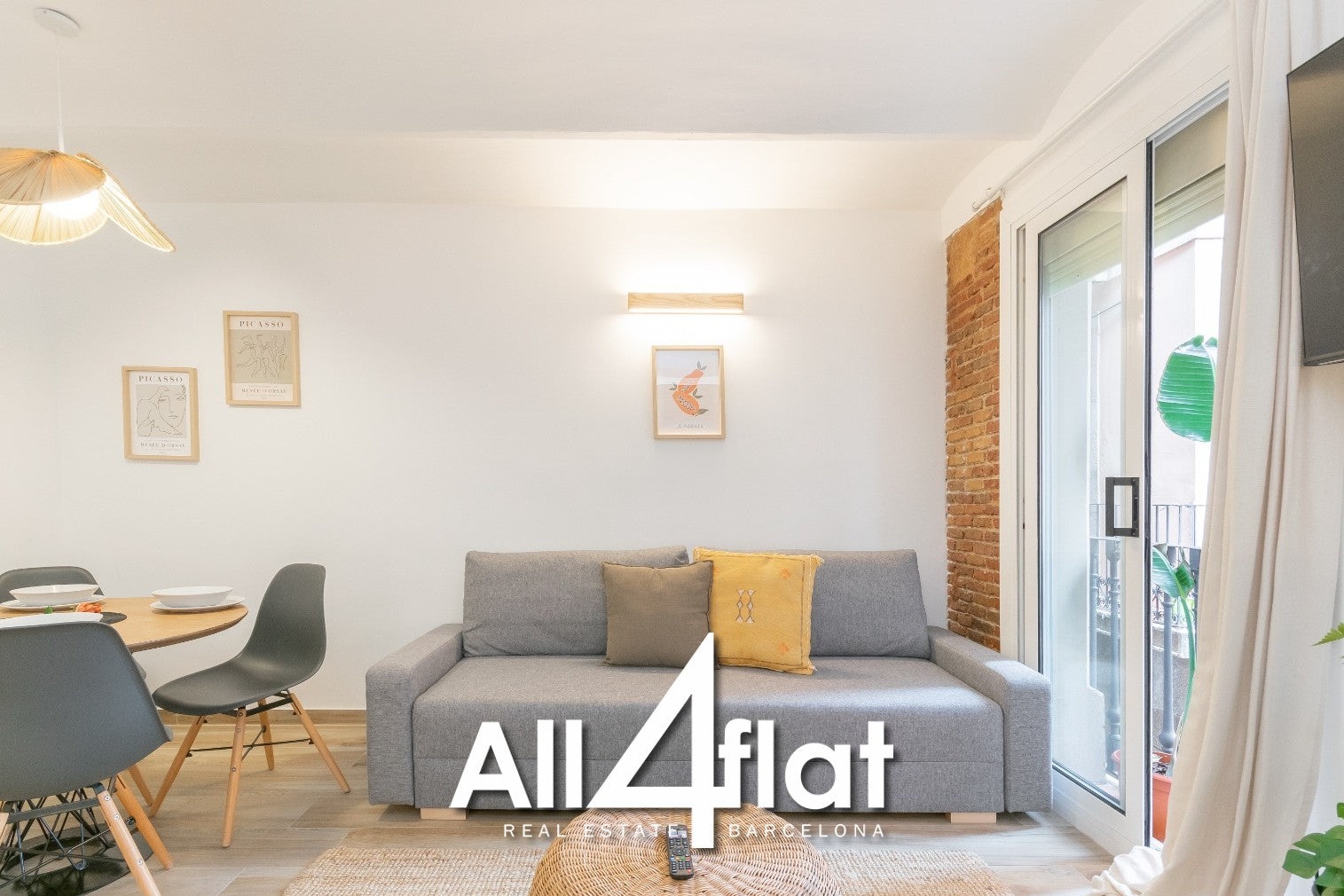 C/ Carretes - Réf : 003640