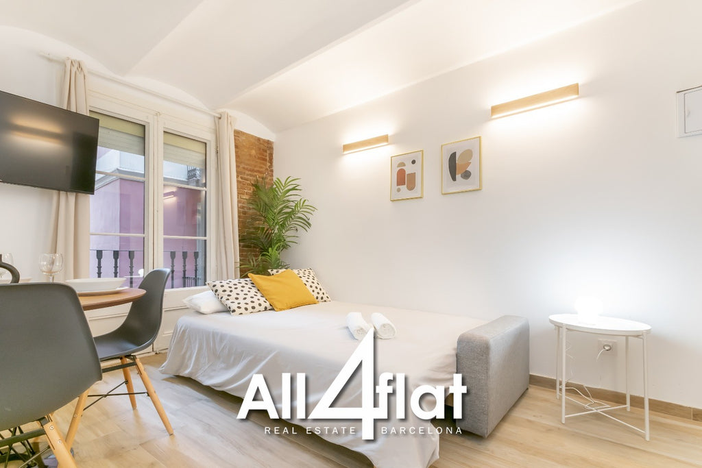 C/ Carretes - Ref: 003640A