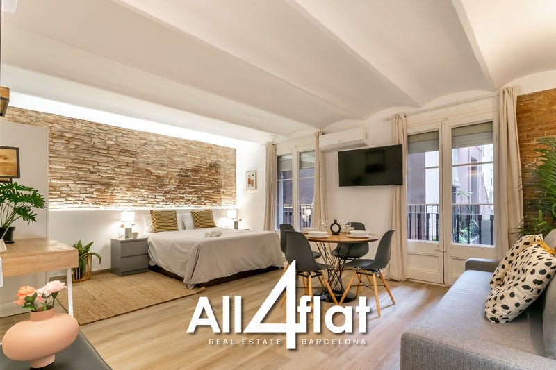 C/ Carretes - Ref: 003640A