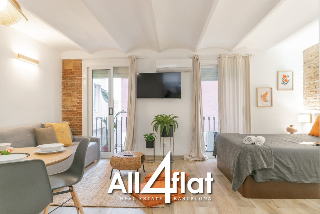 C/ Carretes - Ref: 003640A