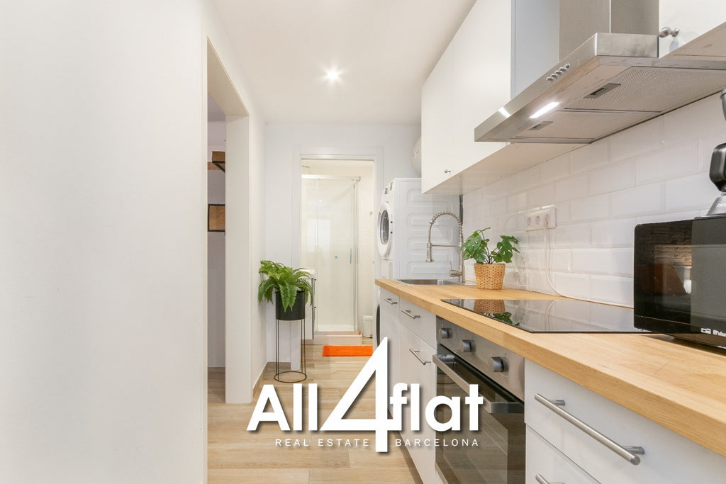 C/ Carretes - Ref: 003640A