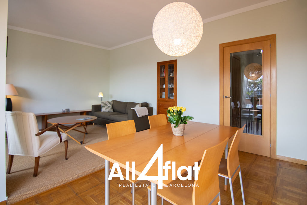 Avnd Josep Tarradellas - Ref: 003592A